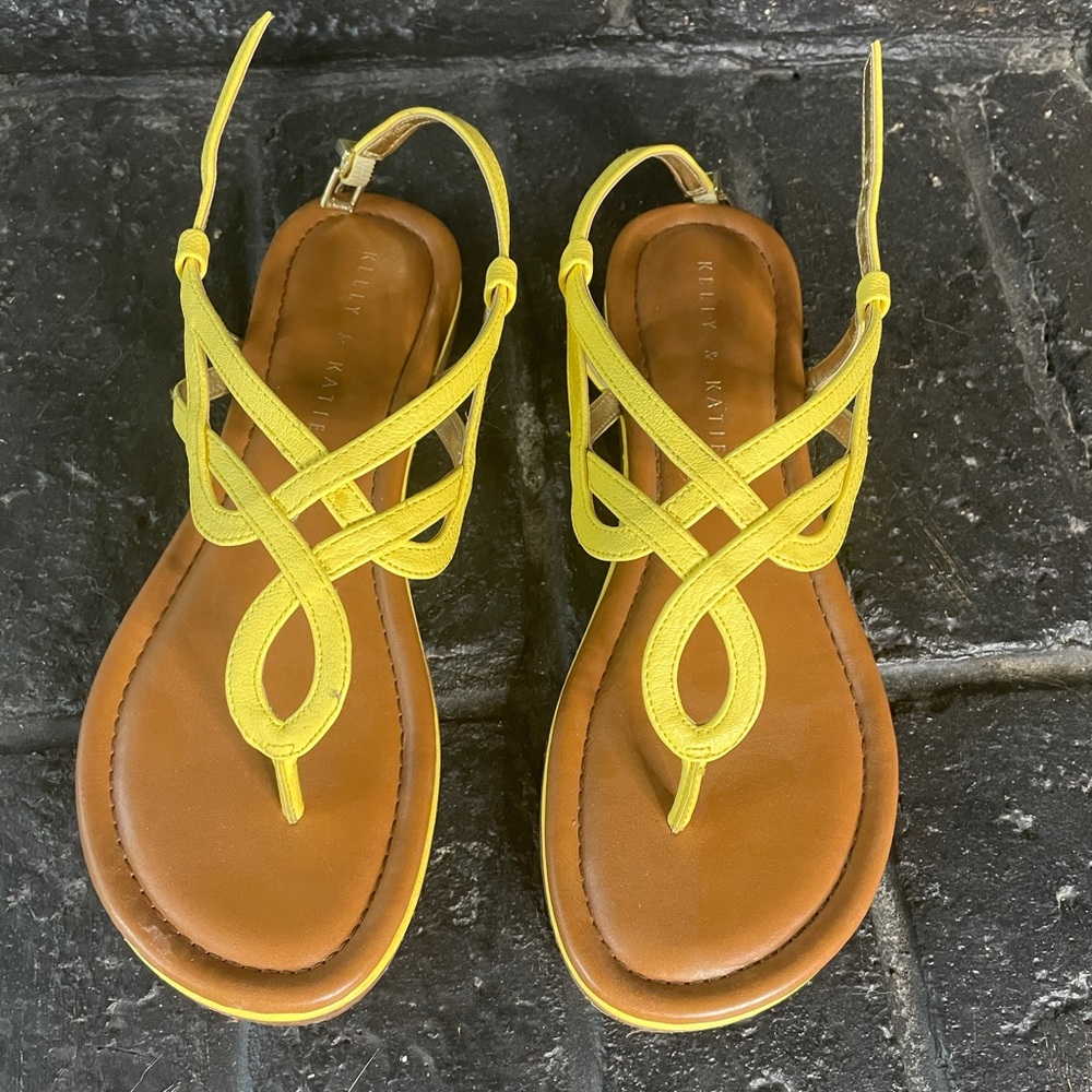 Kelly & Katie Payden Sandal Yellow size 7